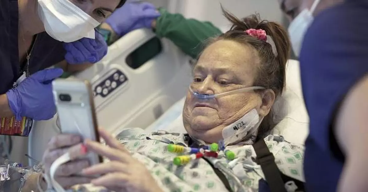 A woman who received a pig kidney transplant plus a heart pump has died