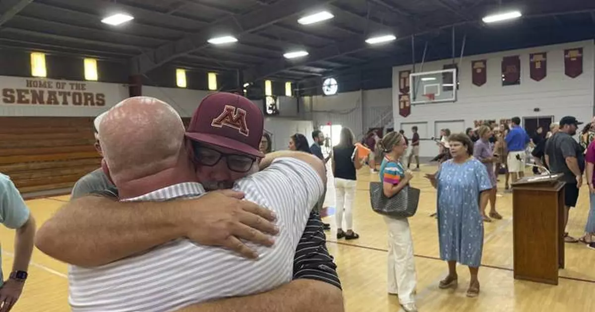 Alabama high school football player who died after suffering game injury is remembered