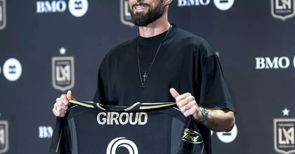 Olivier Giroud makes Los Angeles FC debut as a substitute during Leagues Cup match