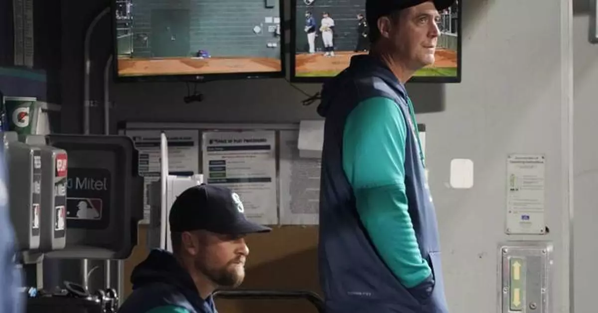 Dan Wilson steps into the role of manager as the struggling Mariners try to save their season