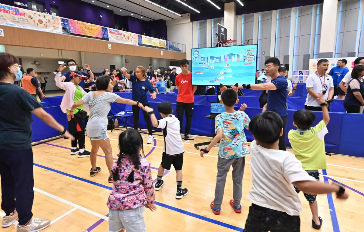 CE takes part in Sport For All Day 2024 to encourage public to exercise (with photos/video) Source: HKSAR Government Press Releases