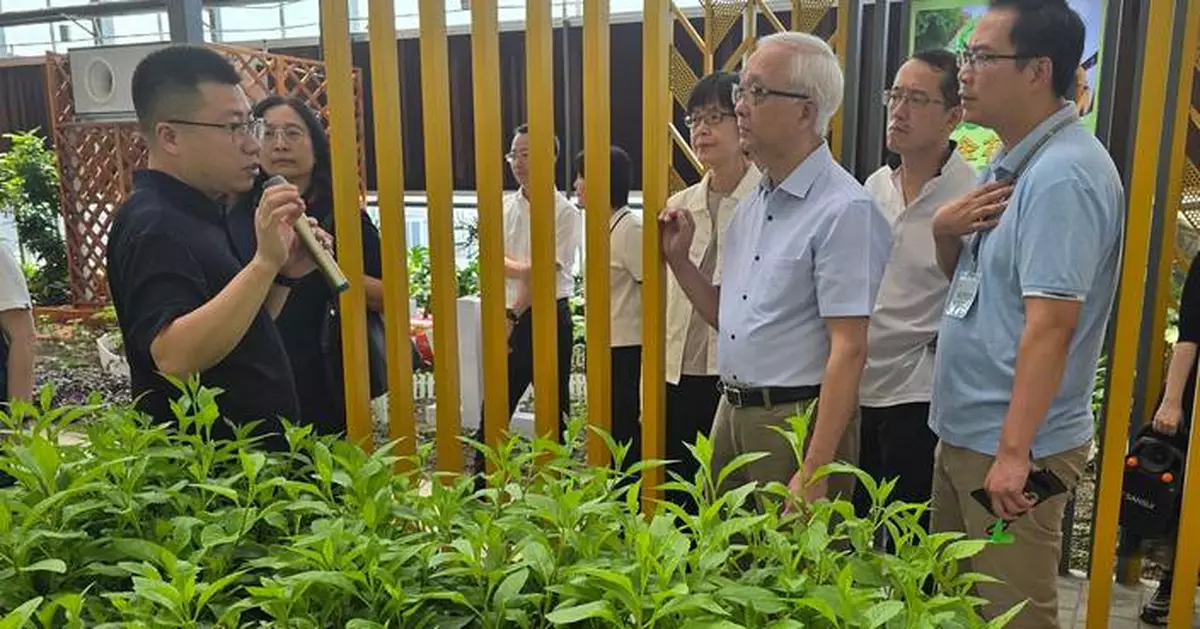 Hong Kong delegation explores Jiangsu's advanced agriculture and food safety innovations.