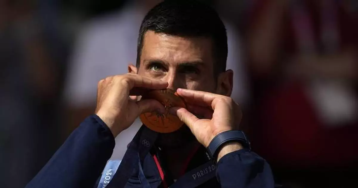 Tennis shifts from the Olympics to the US Open after golds for Novak Djokovic and Zheng Qinwen