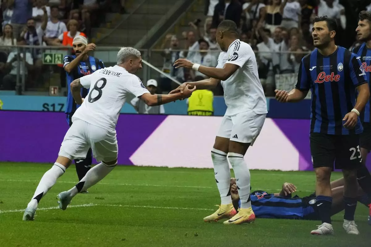 Kylian Mbappé scores on his debut for Real Madrid in UEFA Super Cup