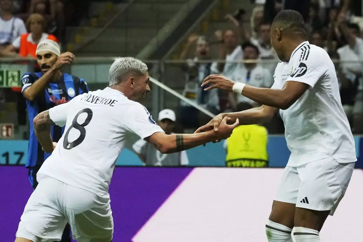 Kylian Mbappé scores on his debut for Real Madrid in UEFA Super Cup