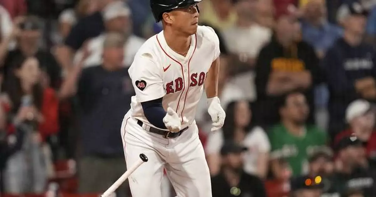 Refsnyder hits game-winning single as Red Sox beat Rangers 5-4 in 10 innings