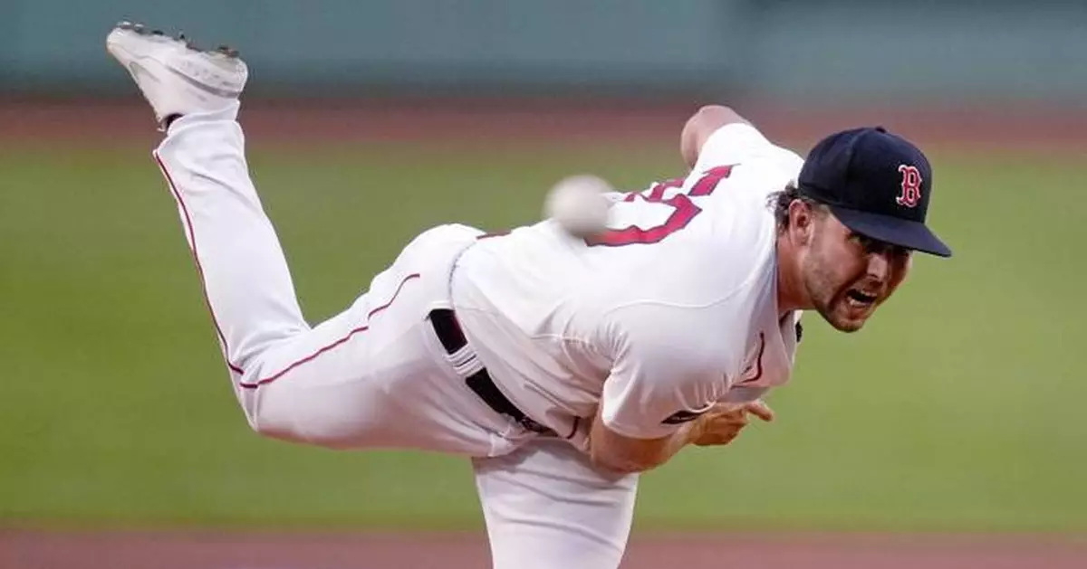 Crawford carries perfect game into 6th inning, Wong hits 3-run HR as Red Sox beat Rangers 9-4