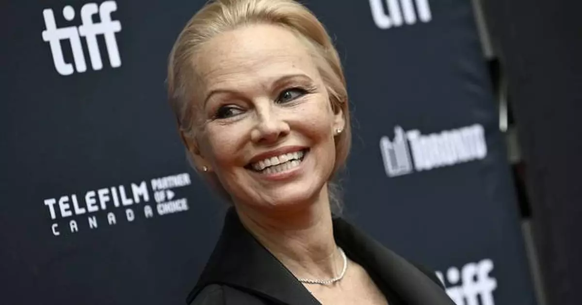 Pamela Anderson takes a bow at TIFF for 'The Last Showgirl'