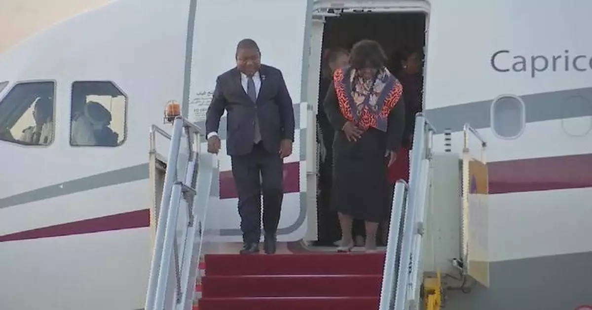 Mozambican president arrives in Beijing for  FOCAC summit