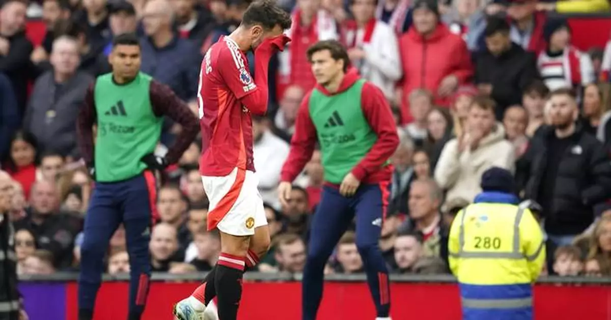 Man United captain Bruno Fernandes sent off after dangerous challenge in game against Tottenham