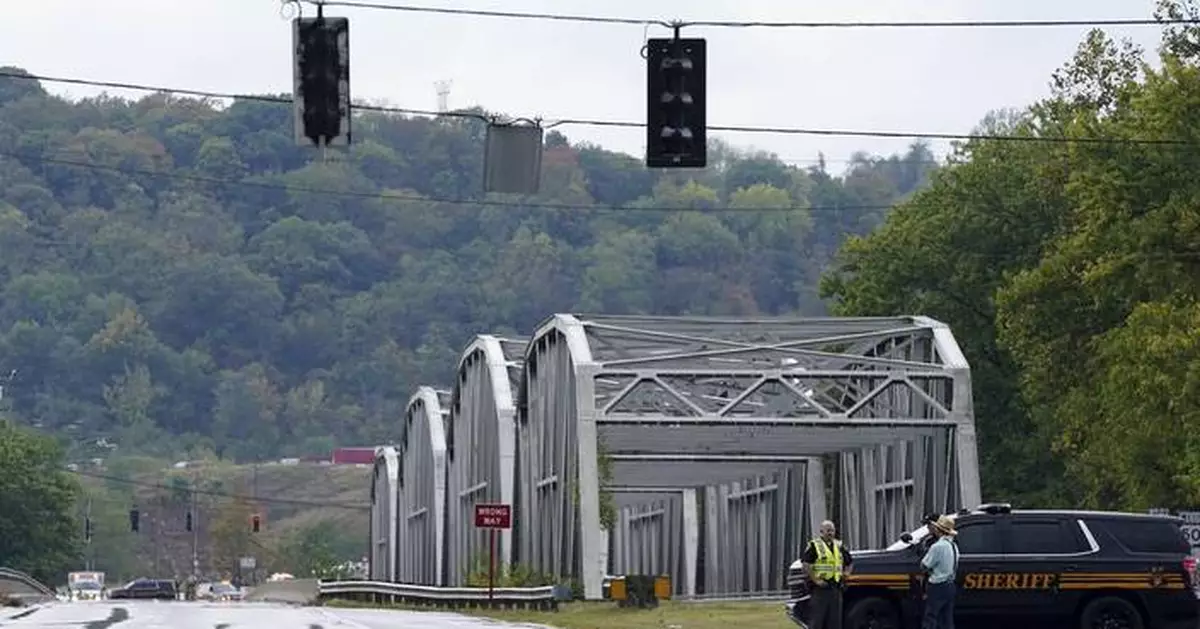 Dangerous chemical leak spurs evacuation order in Ohio town