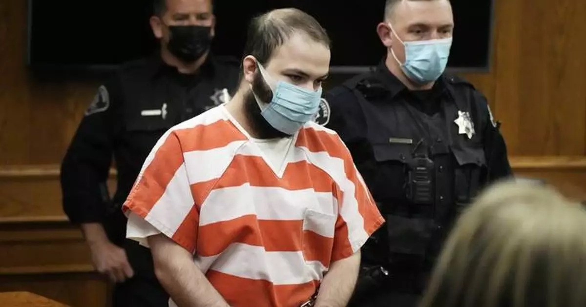 Insanity is the only explanation for mass shooting at Colorado supermarket, defense says