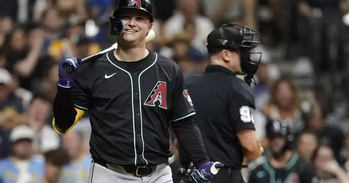 Pederson hits an early homer as the Diamondbacks blank the Brewers 5-0