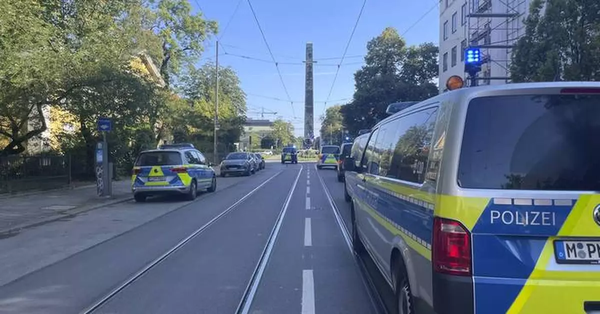 Munich police fatally shoot a man they believe was planning to attack the Israeli Consulate