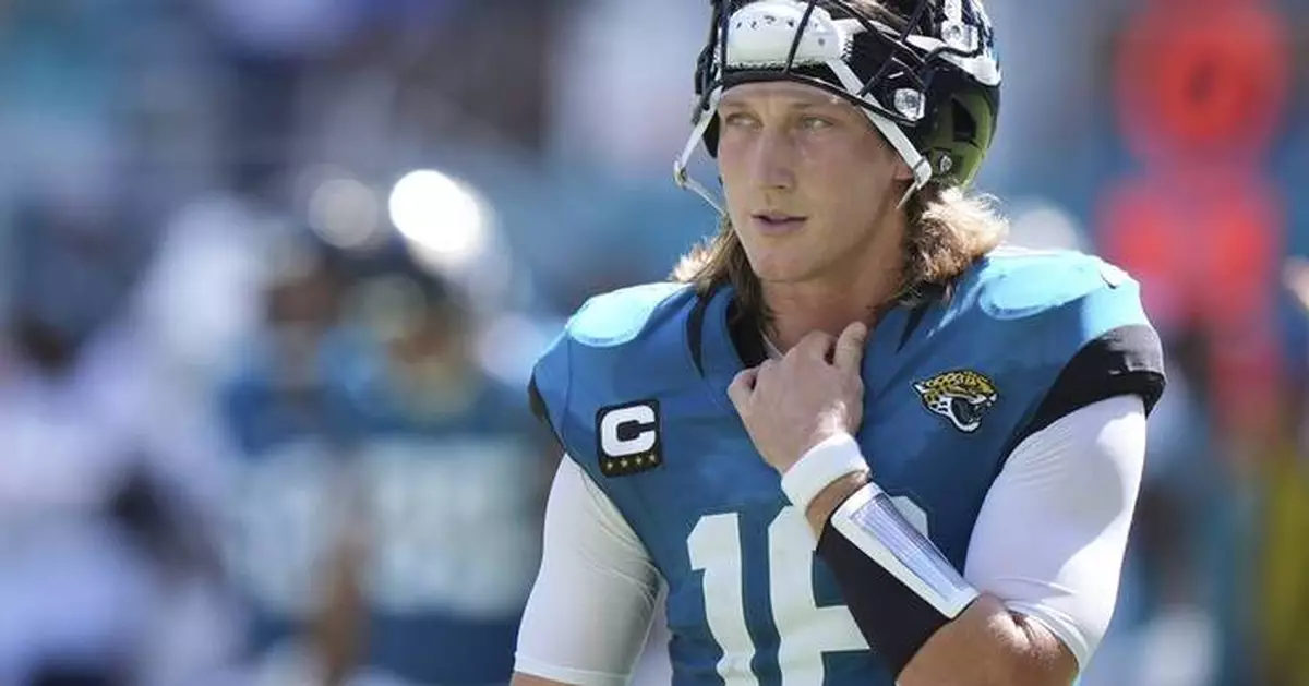 Jaguars QB Trevor Lawrence comes up short in 2nd half with season opener on the line