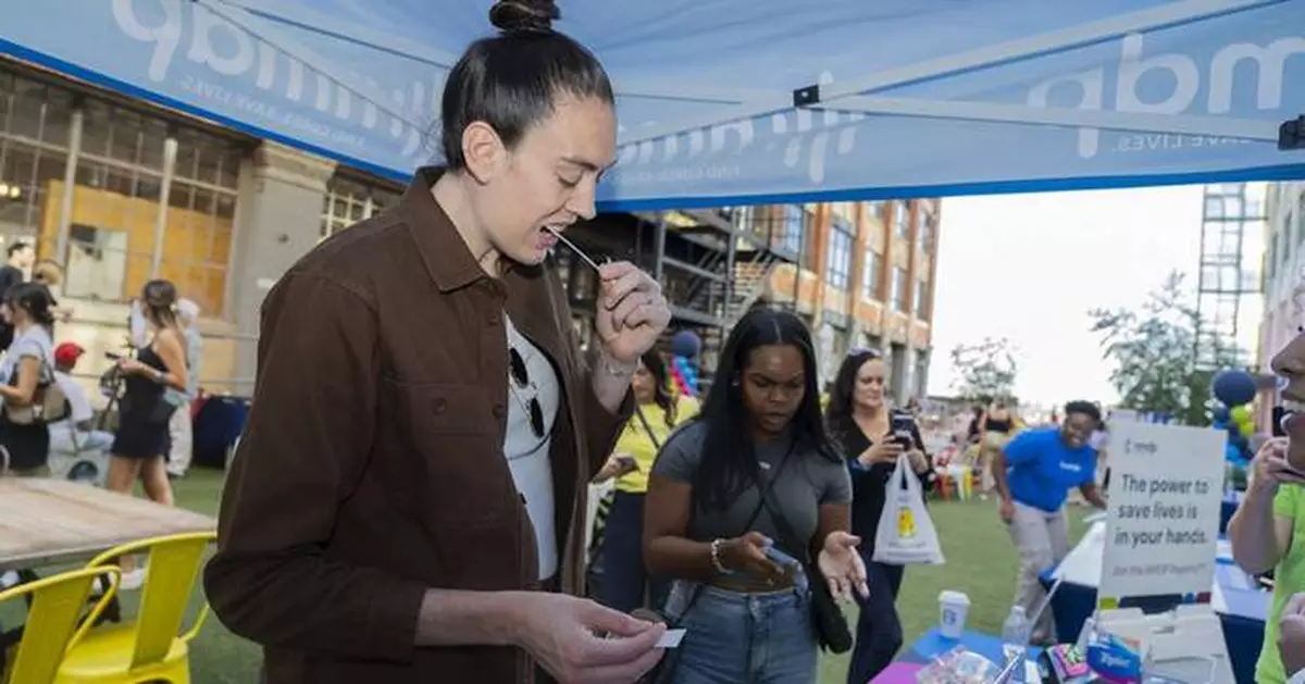 WNBA star Breanna Stewart raises awareness for marrow donor program after death of father-in-law