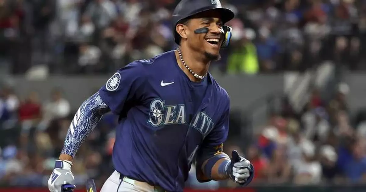 Julio Rodríguez homers twice for wild card-chasing Seattle and Kirby beats Rangers again in 8-2 win