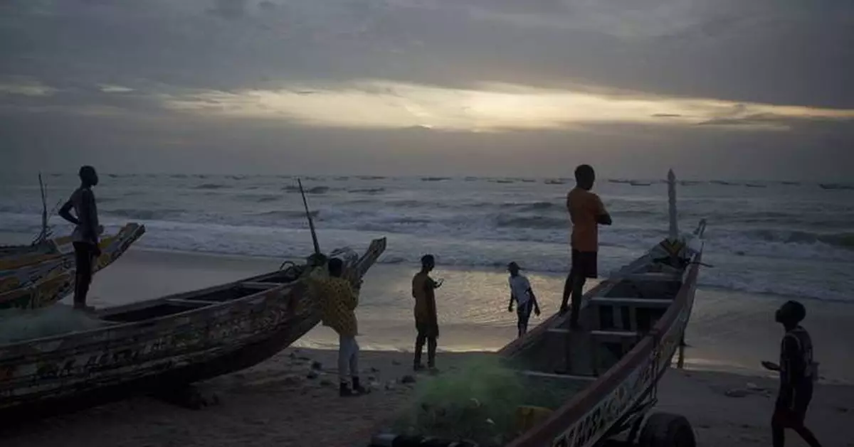 At least 30 bodies found on a boat along a migrant route off Senegal