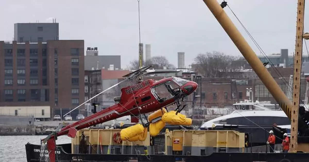 Jury awards $116M to the family of a passenger killed in a New York no-door helicopter crash