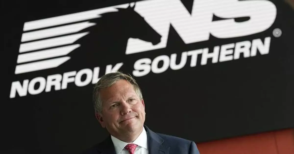 Norfolk Southern sets salary and bonus for newly promoted CEO after firing Alan Shaw