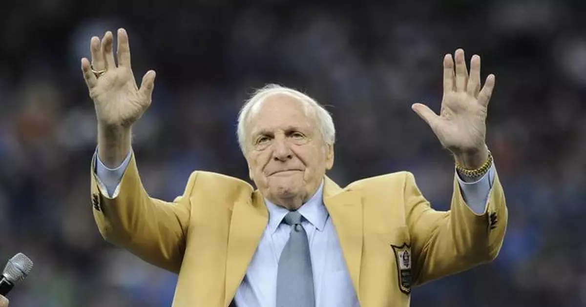 Hall of Famer Joe Schmidt, who helped Detroit Lions win 2 NFL titles, dies at 92