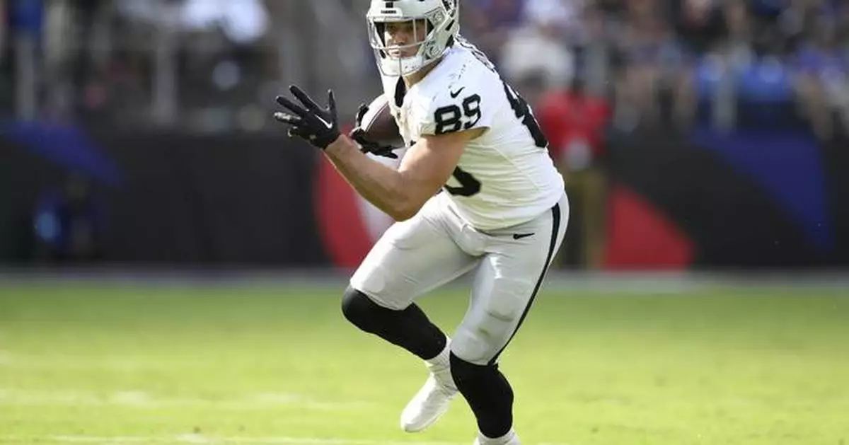 Quiet off the field, Raiders rookie TE Brock Bowers has made plenty of noise on it through 2 games