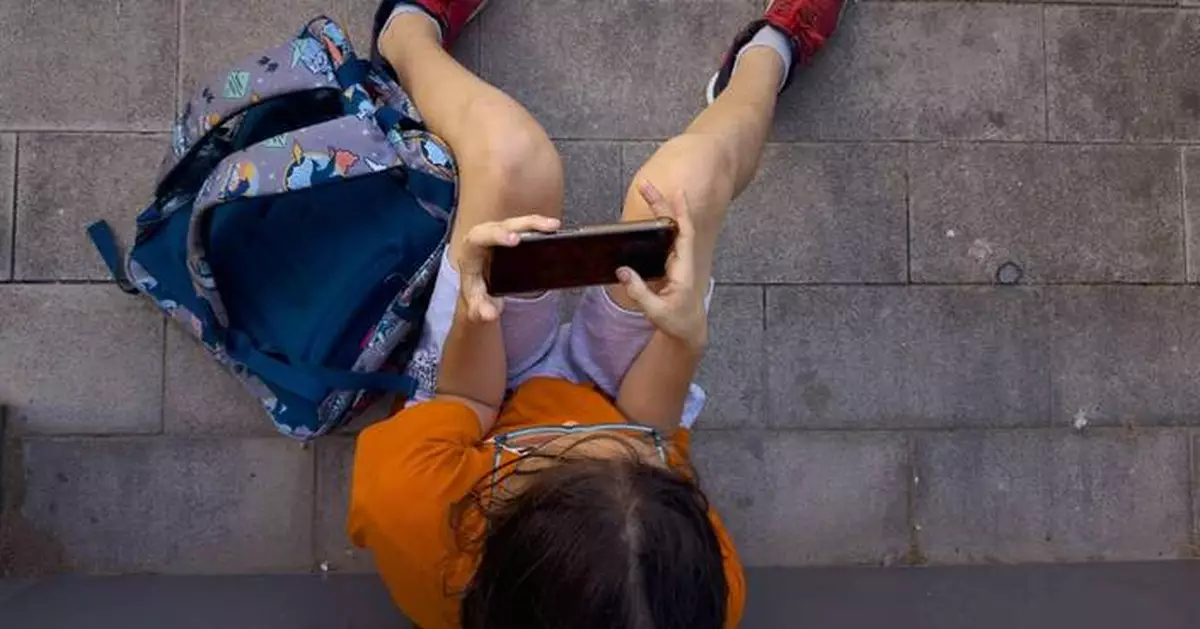 Sweden joins countries seeking to end screen time for children under 2