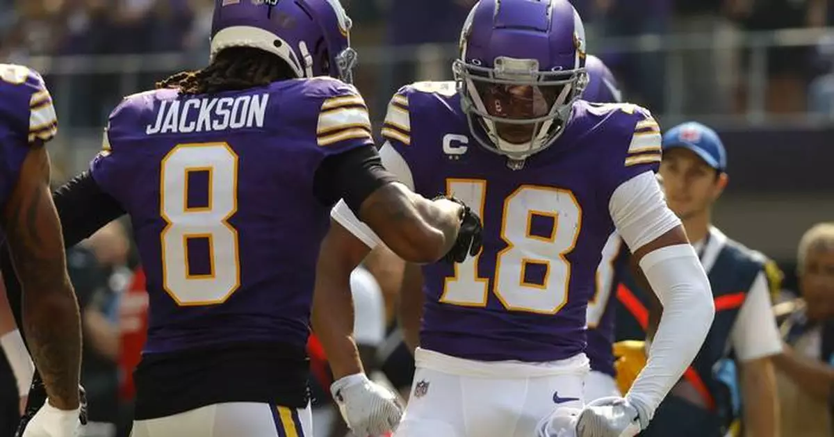 Vikings put their unbeaten record on the line as they visit the NFC North-rival Packers