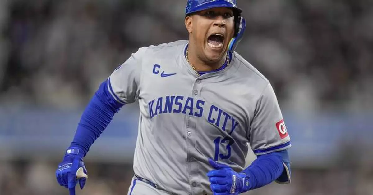 Perez's homer off Rodón sparks 4-run 4th inning and Royals beat Yankees 4-2 in Game 2 to tie ALDS