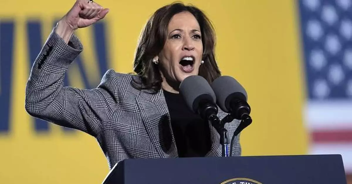 Harris reaches for a big moment in her closing argument for 'turning the page' on Trump