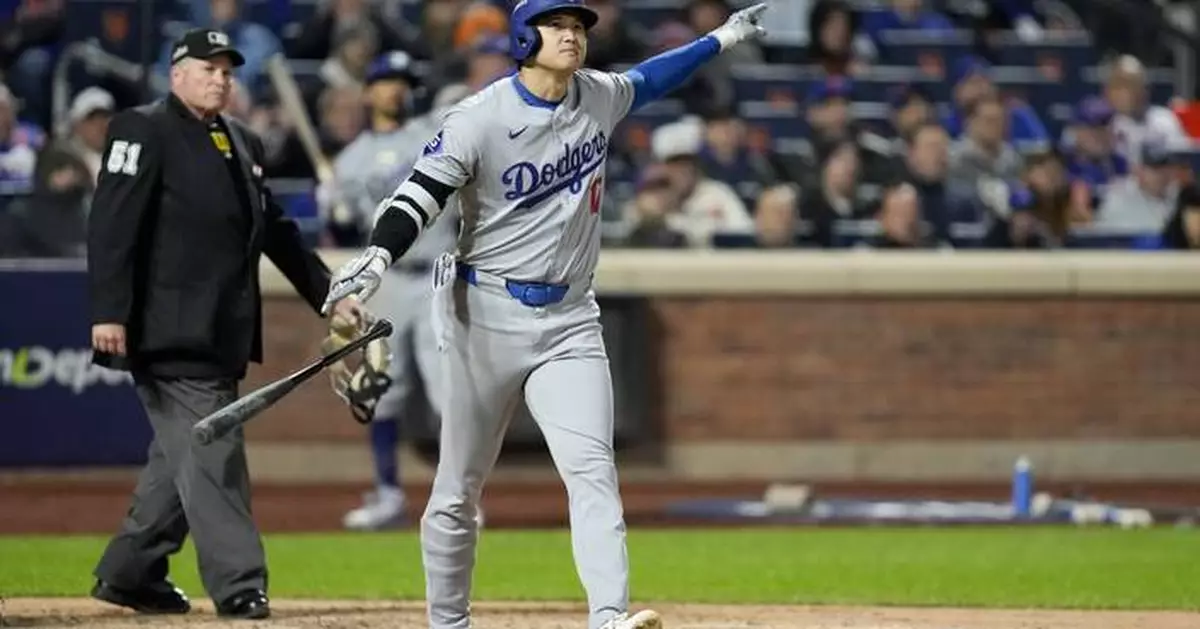 Shohei Ohtani homers as the Dodgers rout the Mets 8-0 for a 2-1 lead in the NLCS