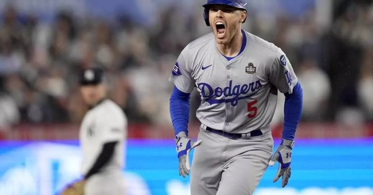 Freddie Freeman homers again for Dodgers early in Game 4 to set a pair of World Series records