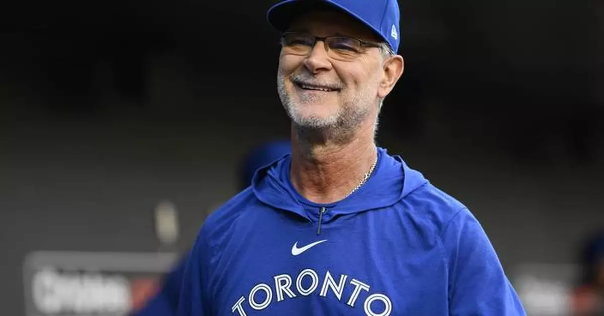 Blue Jays move Mattingly out of offensive coordinator role and back to full-time bench coach