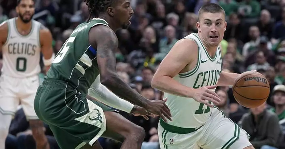 Celtics' Payton Pritchard hits another long 3 vs. Bucks, finishes 8 of 12 from long range