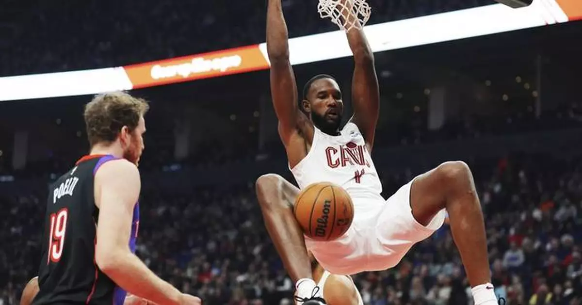 Mobley scores 25, Mitchell adds 21 as Cavaliers rout Raptors 136-106 in season opener