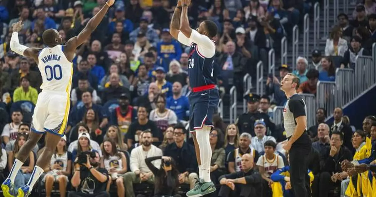 Clippers hold off Warriors as Stephen Curry goes down injured