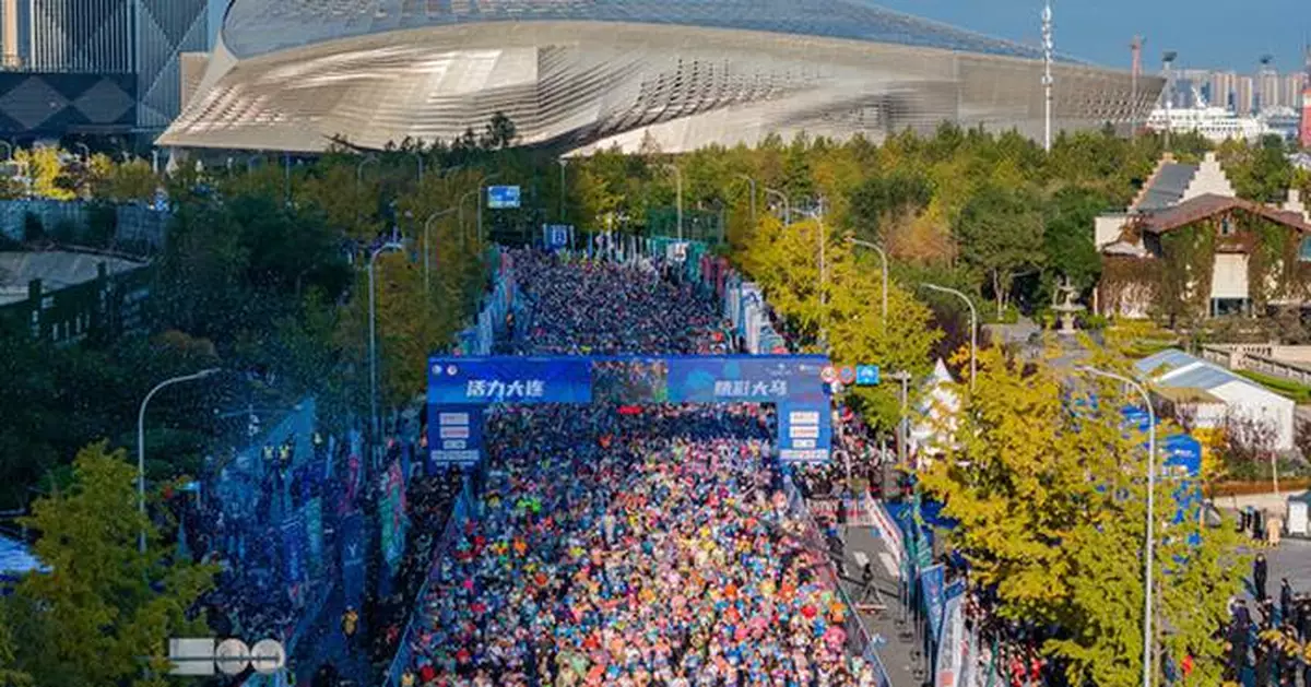 30,000 Marathon Enthusiasts Ignite the Beauty of Dalian with Their Run