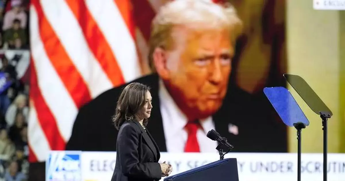 Trump emphasizes hypermasculinity as he and Harris pursue male voters