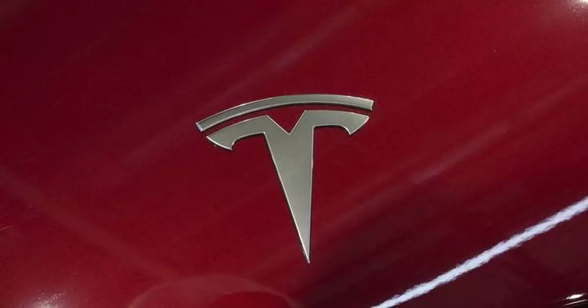 A Tesla car crashes and catches fire in France, killing 4