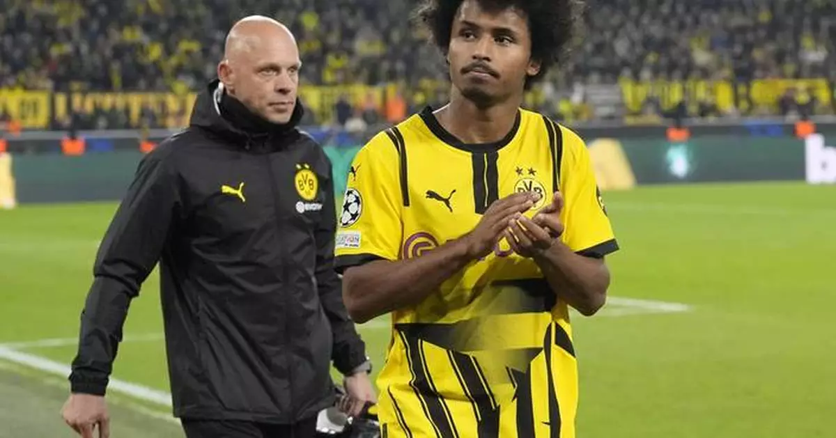 Dortmund's Adeyemi to miss more than a month with injury and Reyna has recovery setback