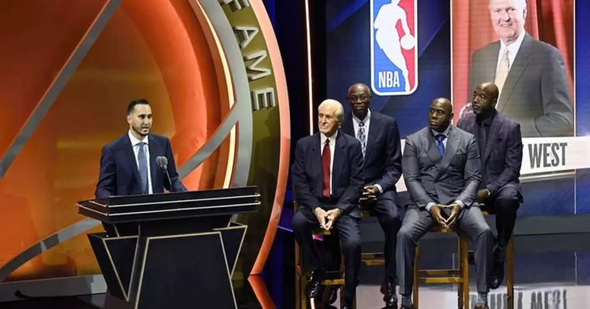 Jerry West becomes first three-time inductee as Carter and Billups enter basketball's Hall of Fame