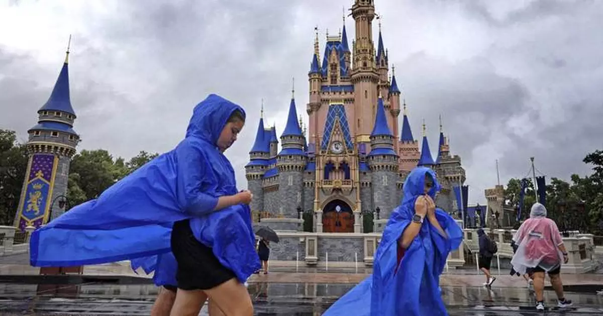 Disney World remains open while Universal Orlando will close ahead of Milton