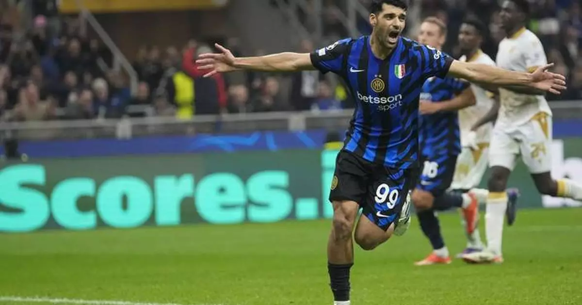 Iran forward Taremi nets past Israel goalkeeper Glazer in match between Inter and Red Star