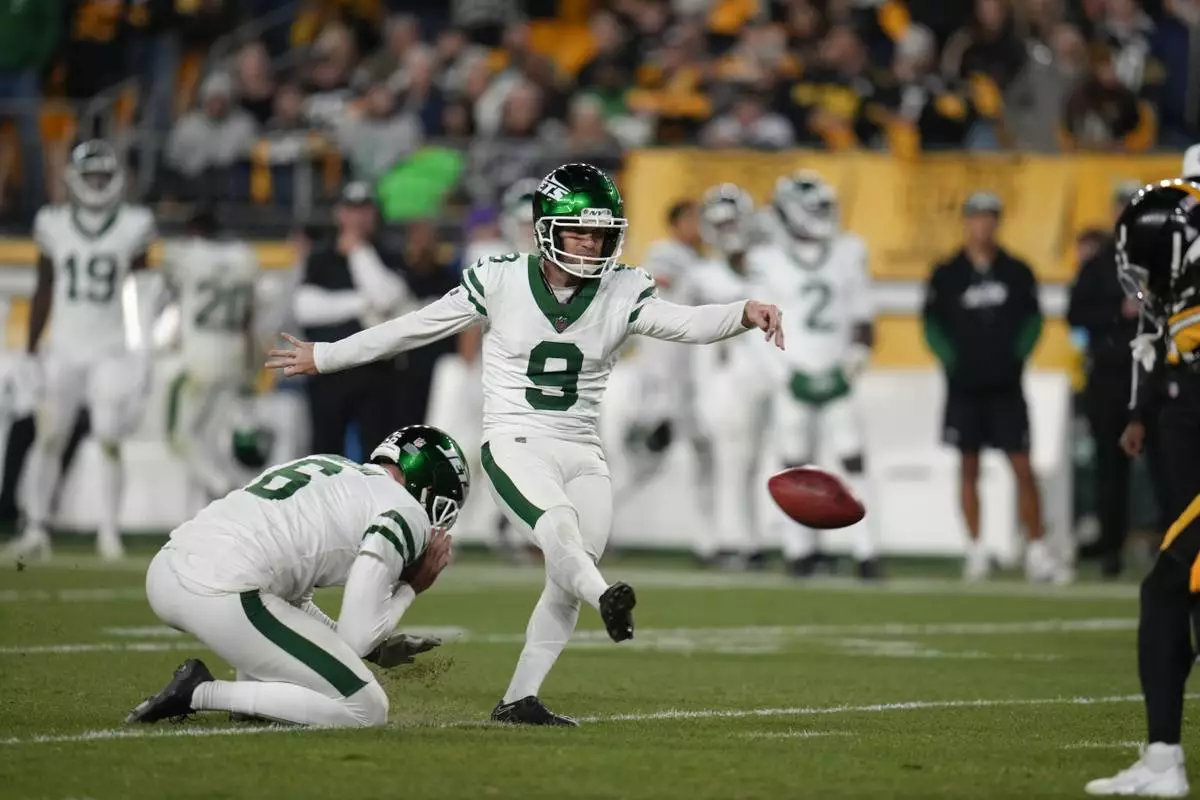 Jets place kicker Zuerlein on IR and sign Patterson and Shrader to the practice squad