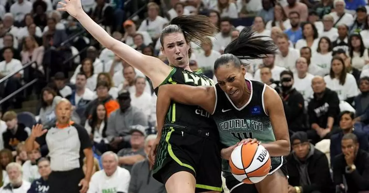 Ionescu's 3-pointer with 1 second left gives Liberty 80-77 win over Lynx and 2-1 lead in WNBA Finals