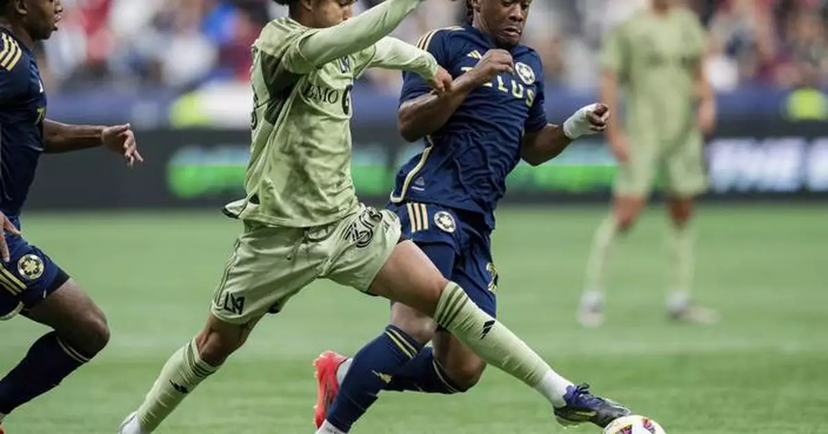 Mateusz Bogusz, Ilie Sánchez lead LAFC to 2-1 victory over Whitecaps