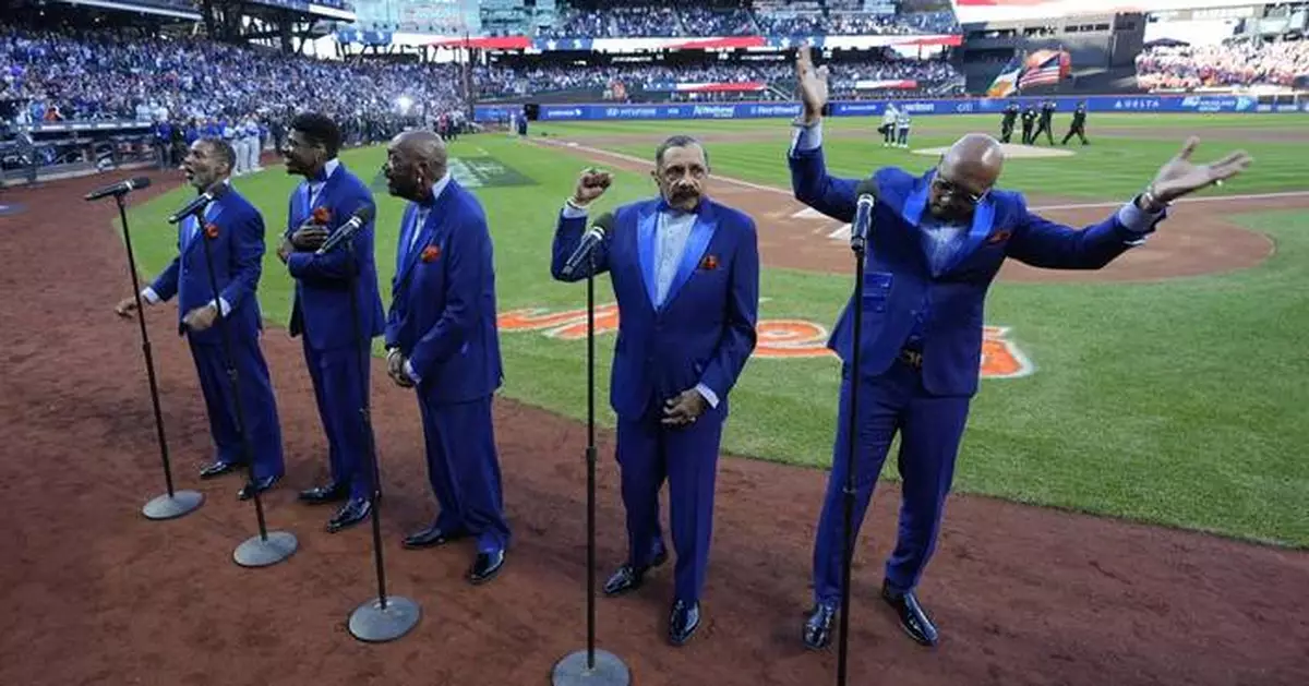 The Temptations serenade Mets fans at NLCS as founder admits he roots for Dodgers