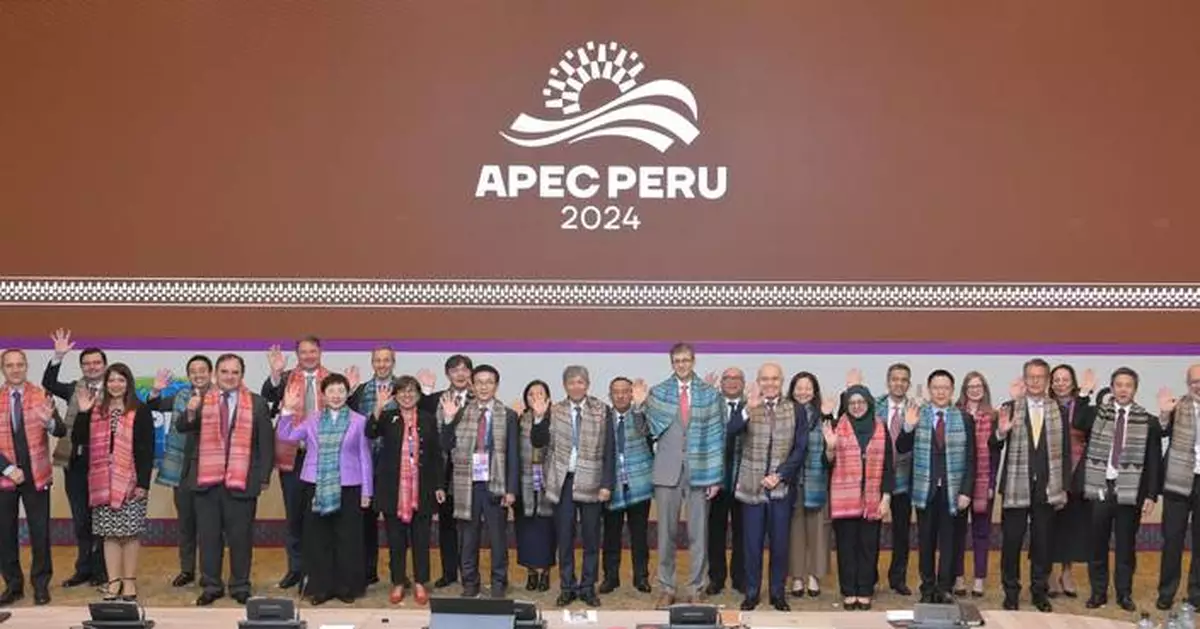 Paul Chan Highlights Hong Kong's Role in Sustainable Finance at APEC Finance Ministers' Meeting in Lima