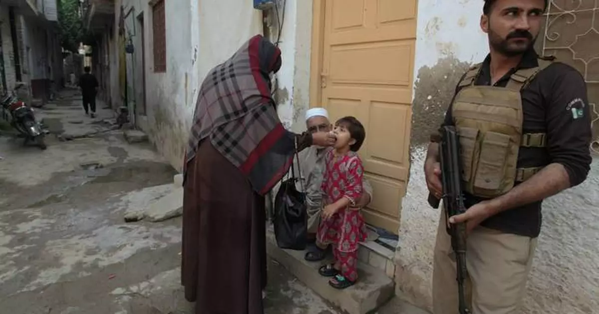 Attack on a health center used in an anti-polio campaign in Pakistan kills 2 police officers