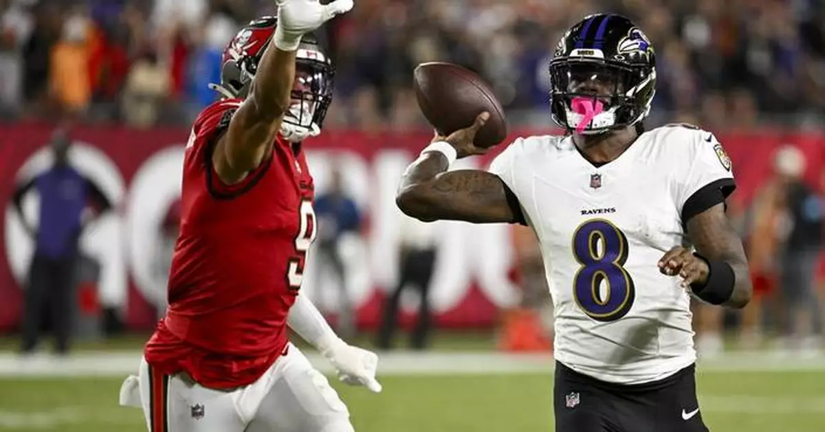 Lamar Jackson's 5-TD game fell just short of a perfect passer rating